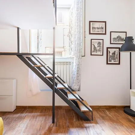 The Artistic Retreat Apartment Rome