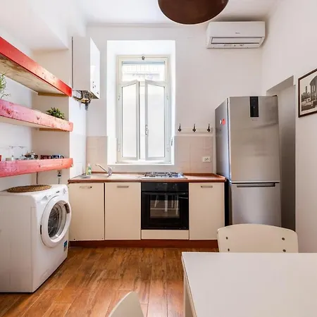 The Artistic Retreat Apartment Rome
