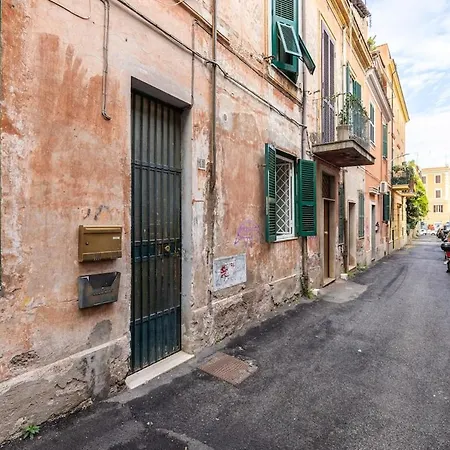 Apartment The Artistic Retreat Rome